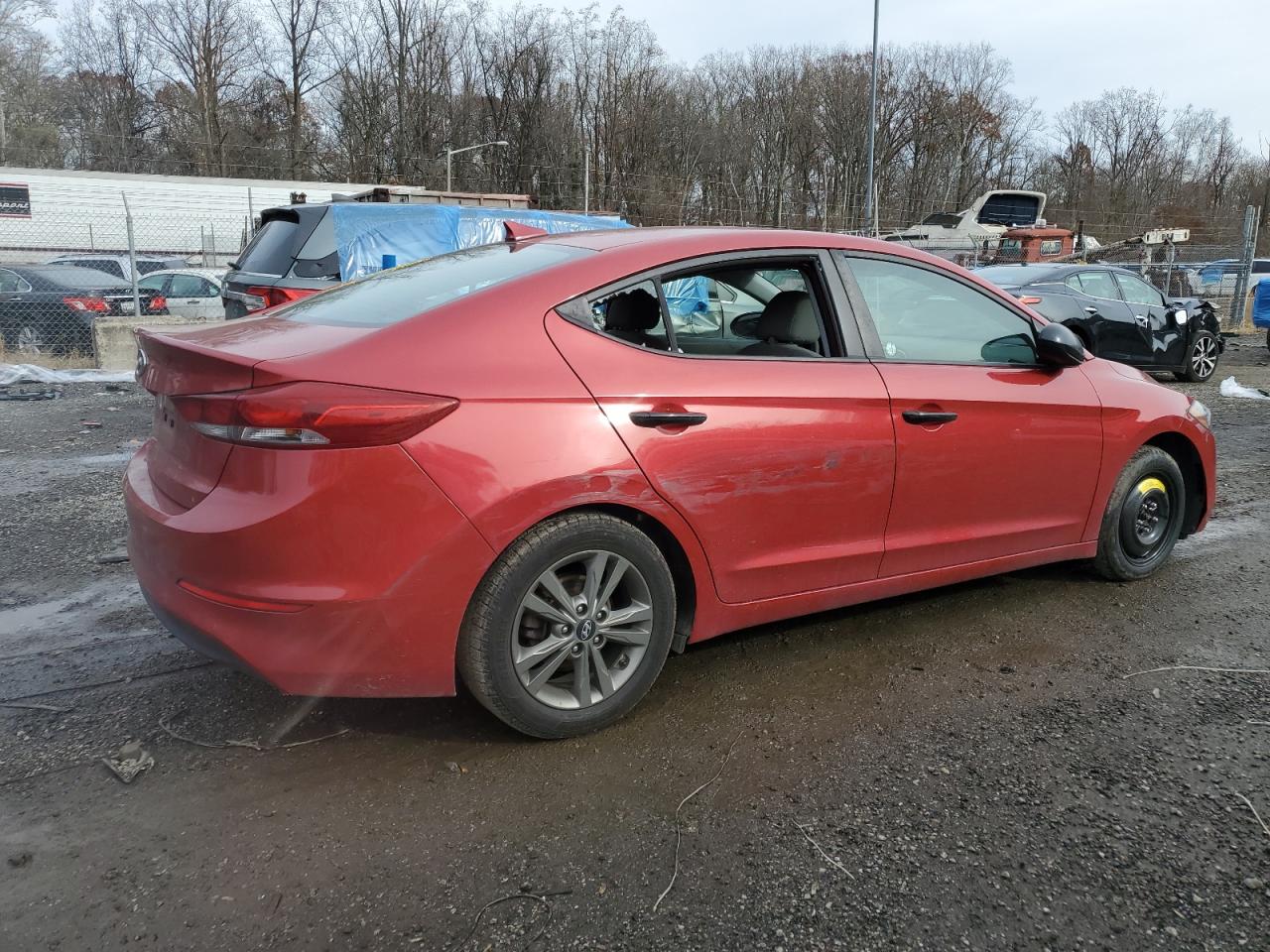 2018 Hyundai Elantra - Image 3