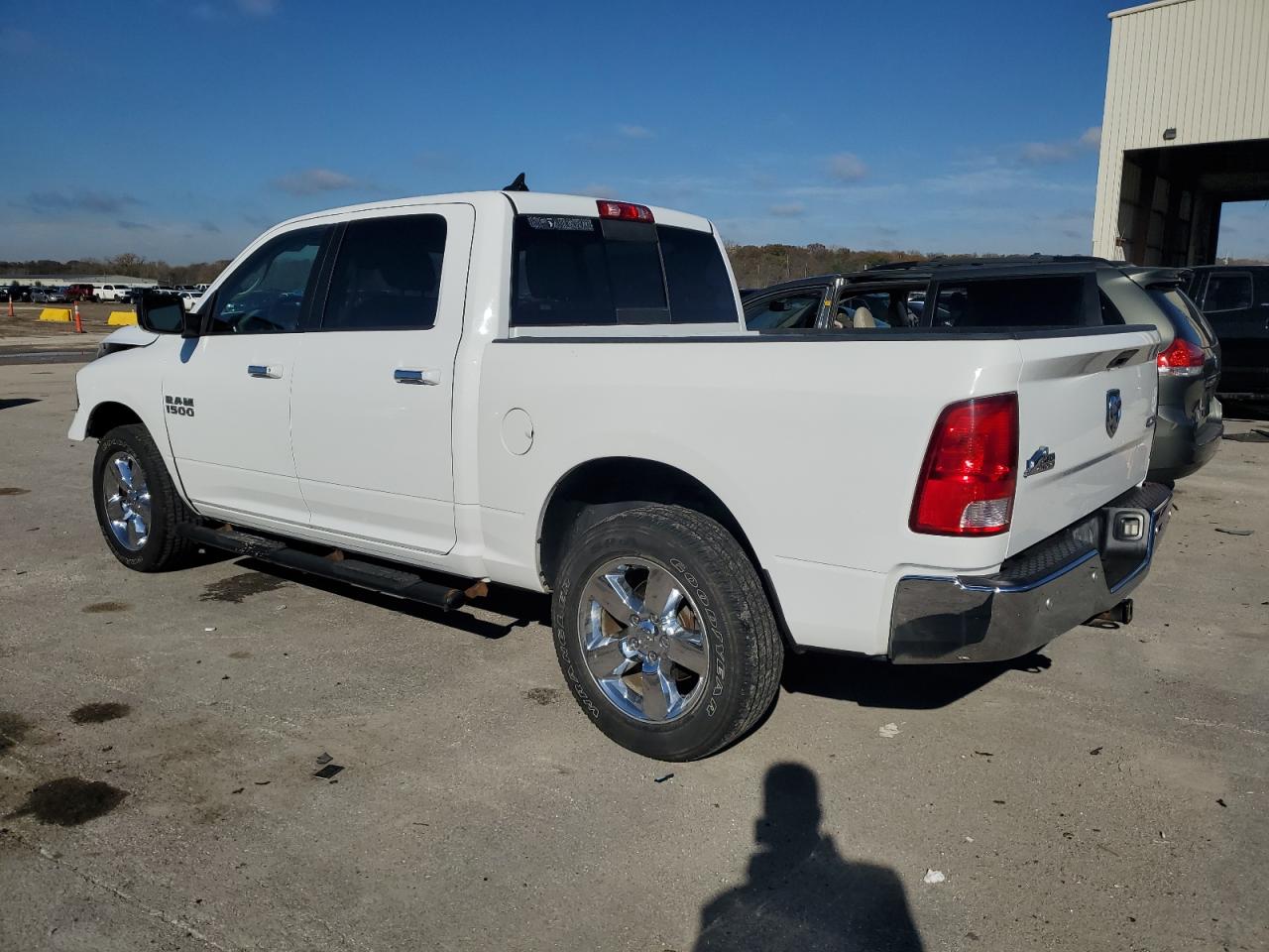 2017 RAM 1500 - Image 2
