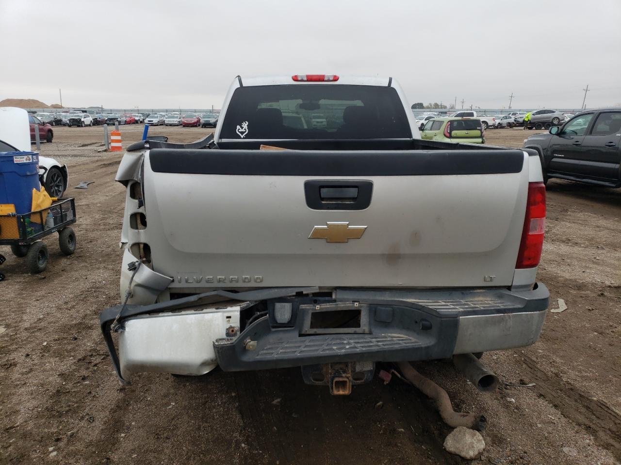 2011 Chevrolet Silverado - Image 6