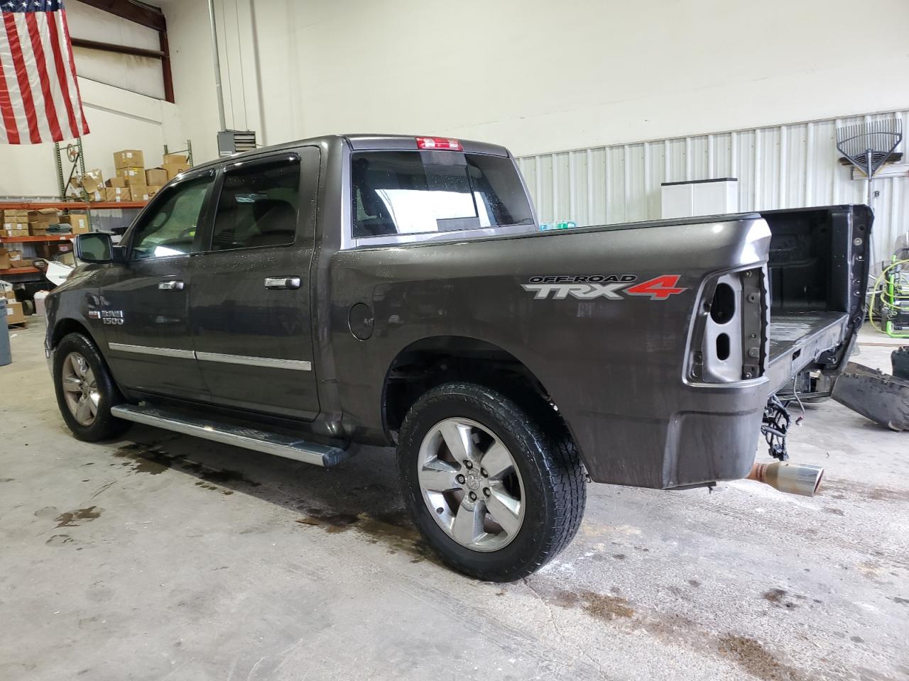 2015 RAM 1500 - Image 2