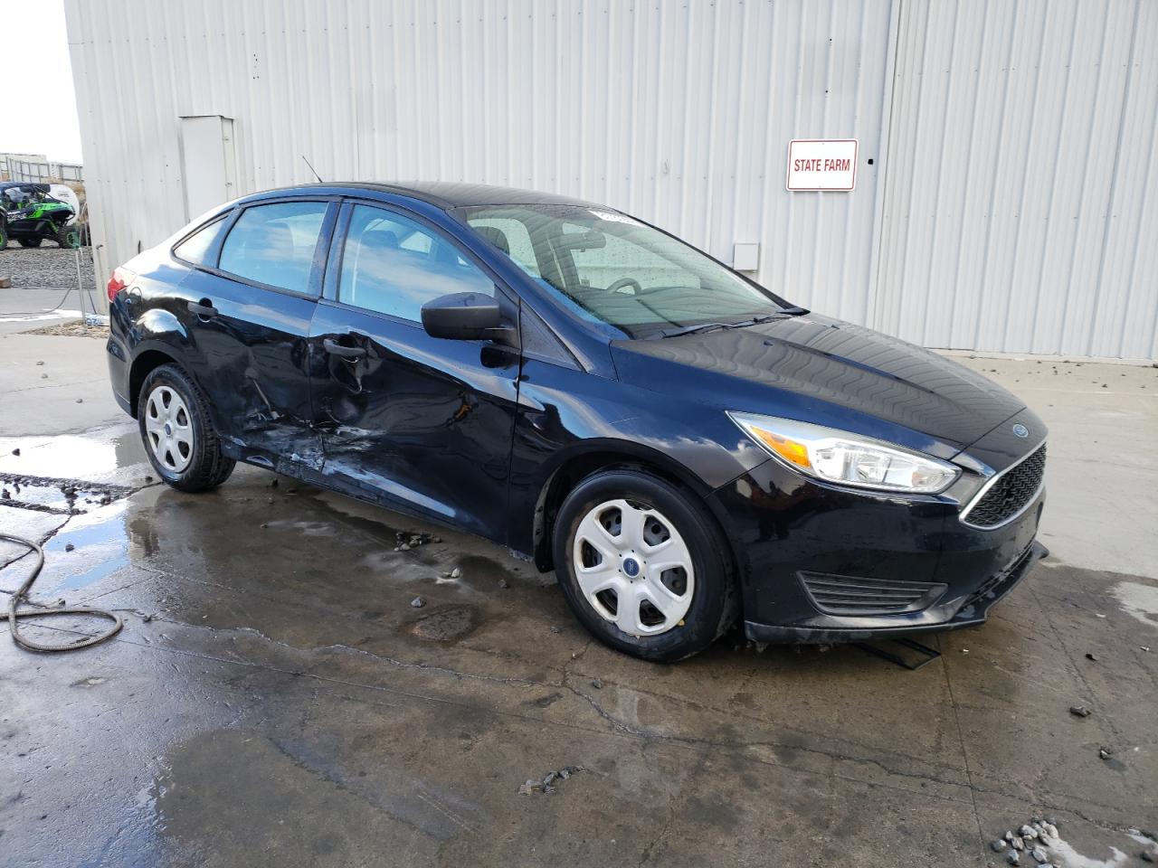 VIN 1FADP3E2XJL217778 2018 FORD FOCUS no.4