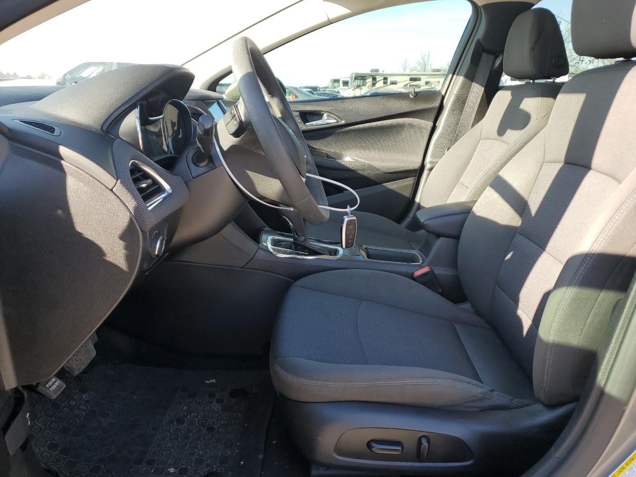 2018 Chevrolet Cruze - Image 7