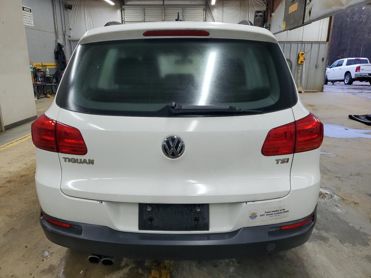 2016 Volkswagen Tiguan S VIN: WVGAV7AX1GW600359 Lot: 81041514