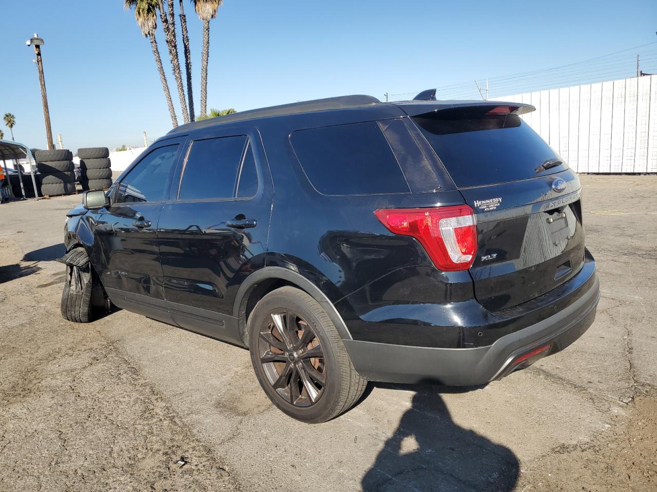 VIN 1FM5K7D8XHGD09577 2017 FORD EXPLORER no.2