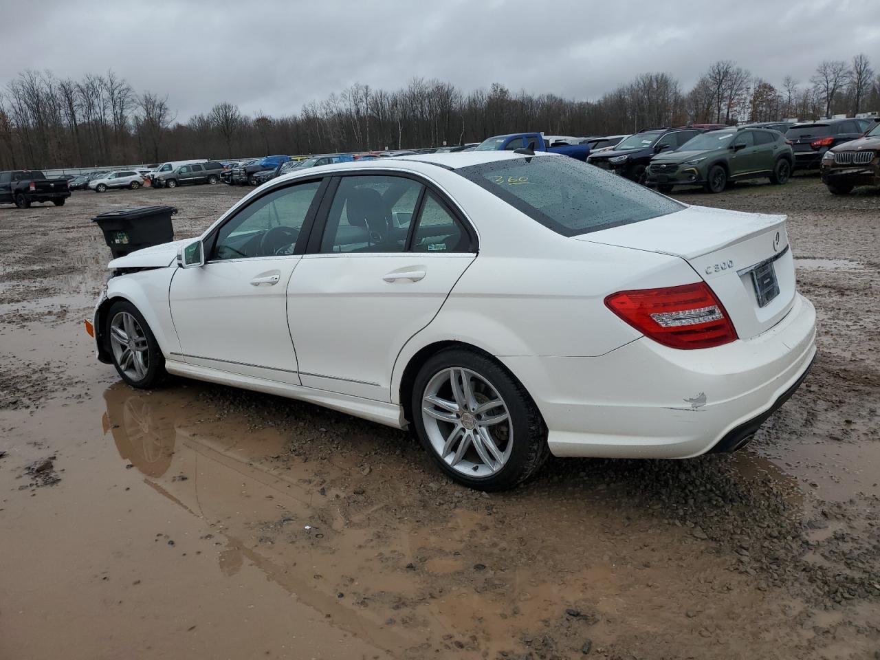 VIN WDDGF8AB6ER314322 2014 MERCEDES-BENZ C-CLASS no.2