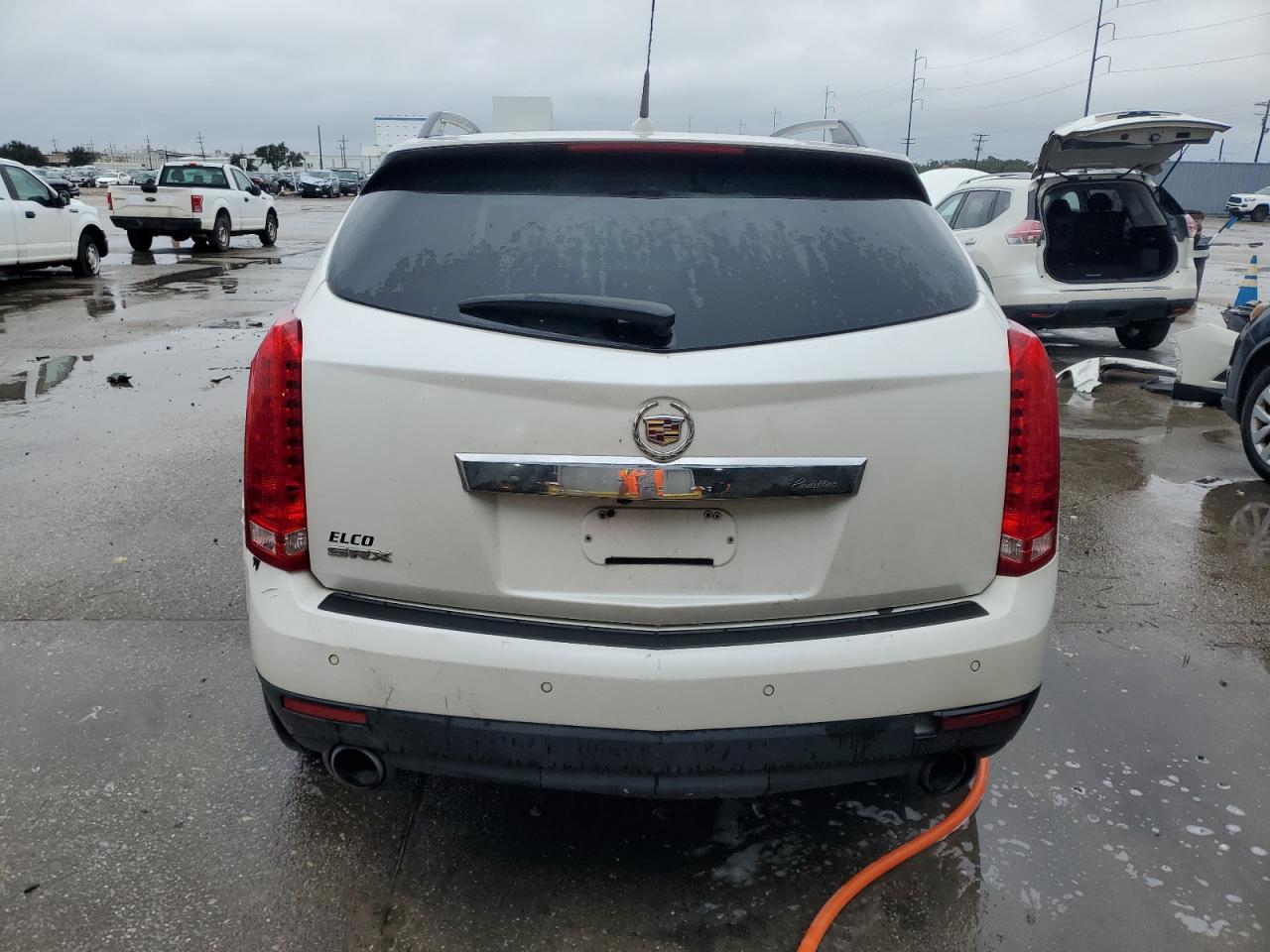 2010 Cadillac SRX - Image 6