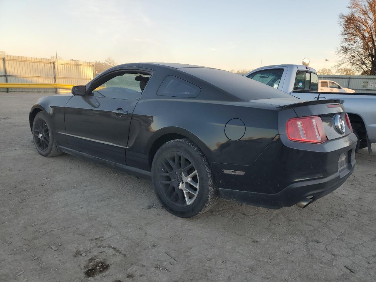 2012 Ford Mustang - Image 2