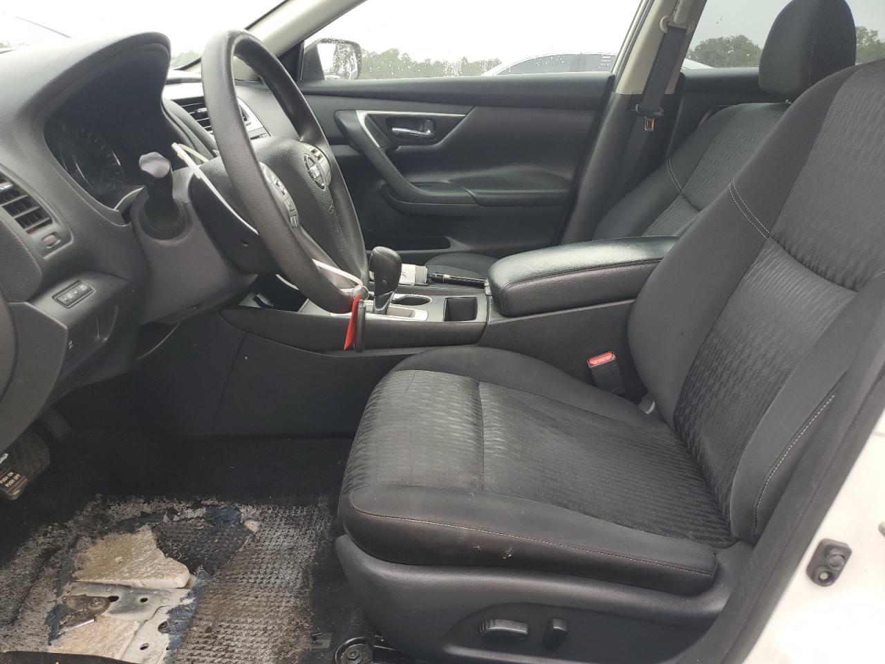 2018 Nissan Altima - Image 7