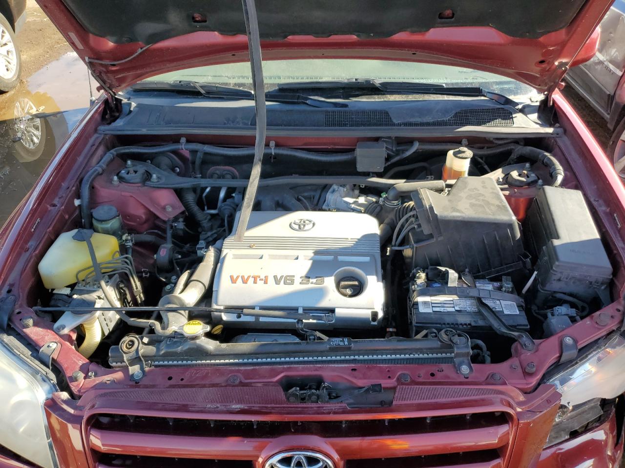 2005 Toyota Highlander - Image 12
