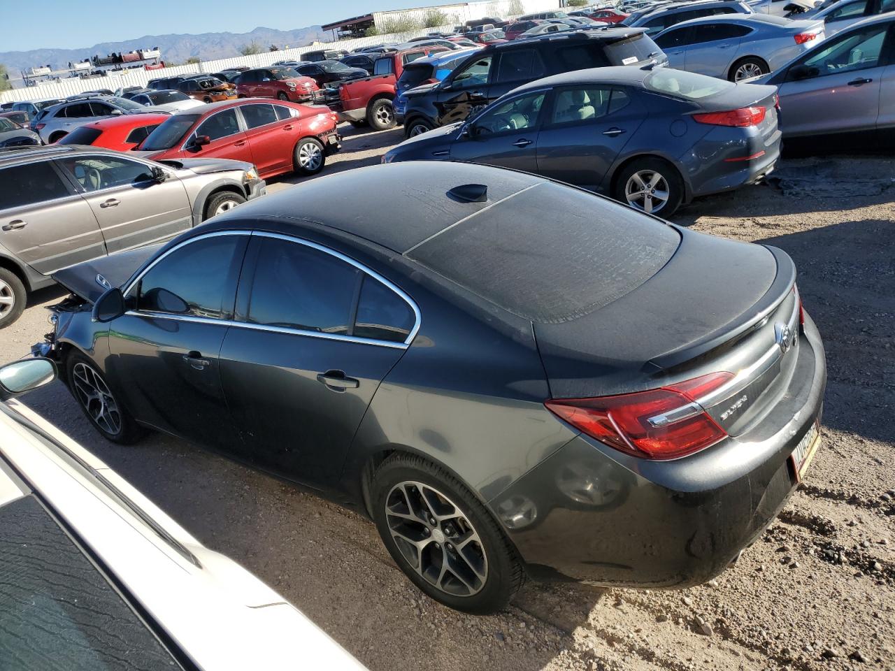 2017 Buick Regal - Image 2