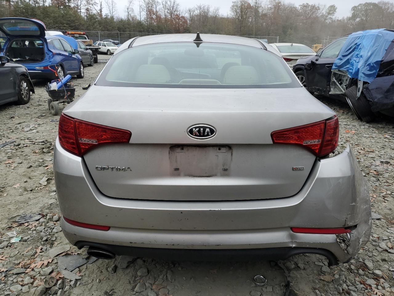 2011 Kia Optima - Image 6