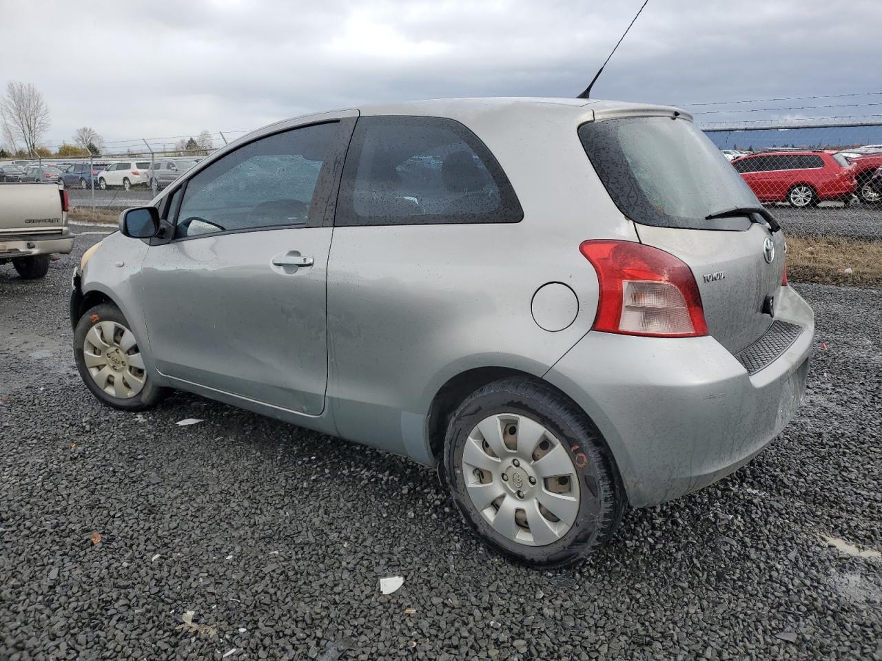 2008 Toyota Yaris - Image 2
