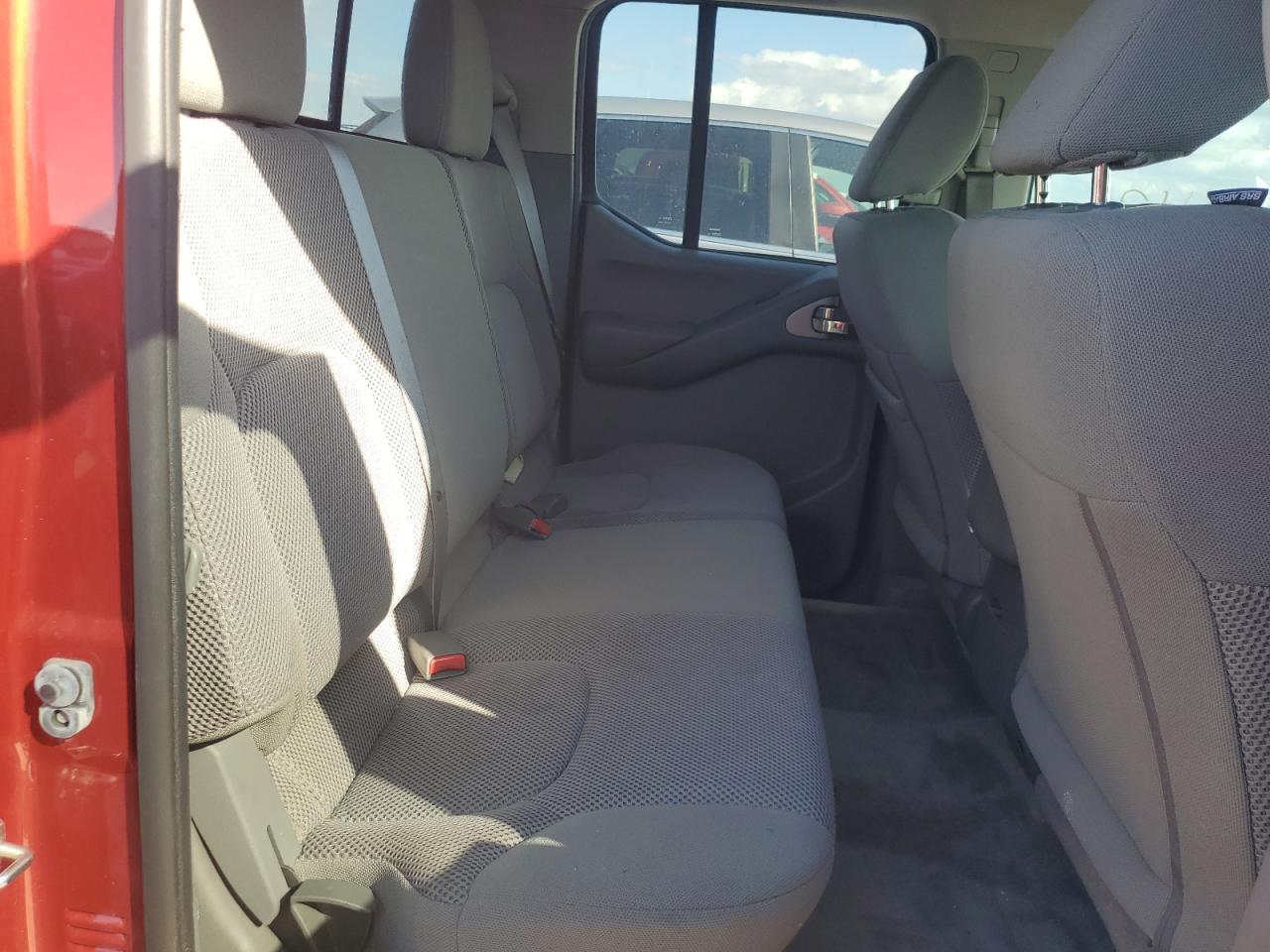 2018 Nissan Navara (Frontier) - Image 10