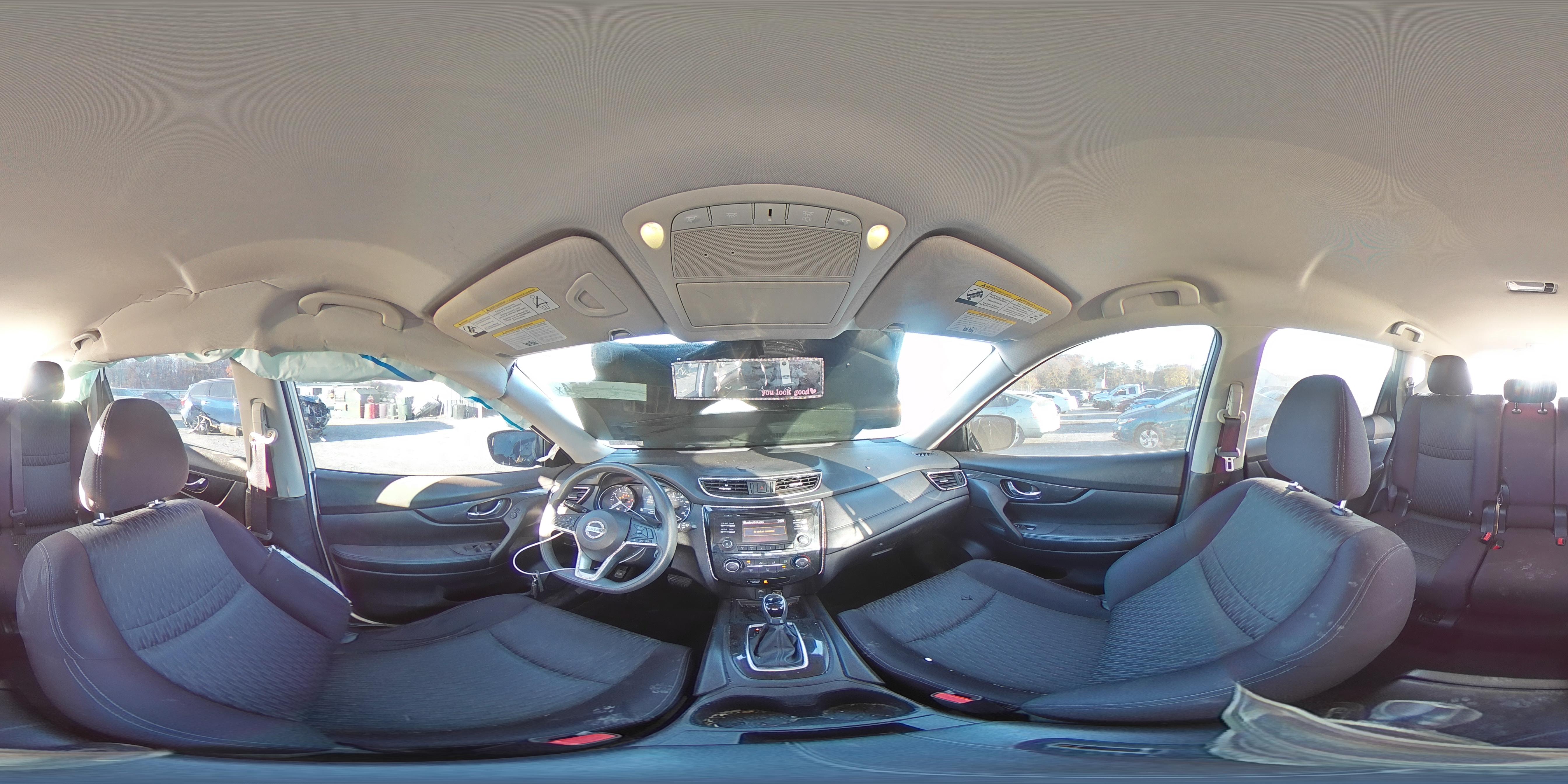 2017 Nissan Rogue - Image 14