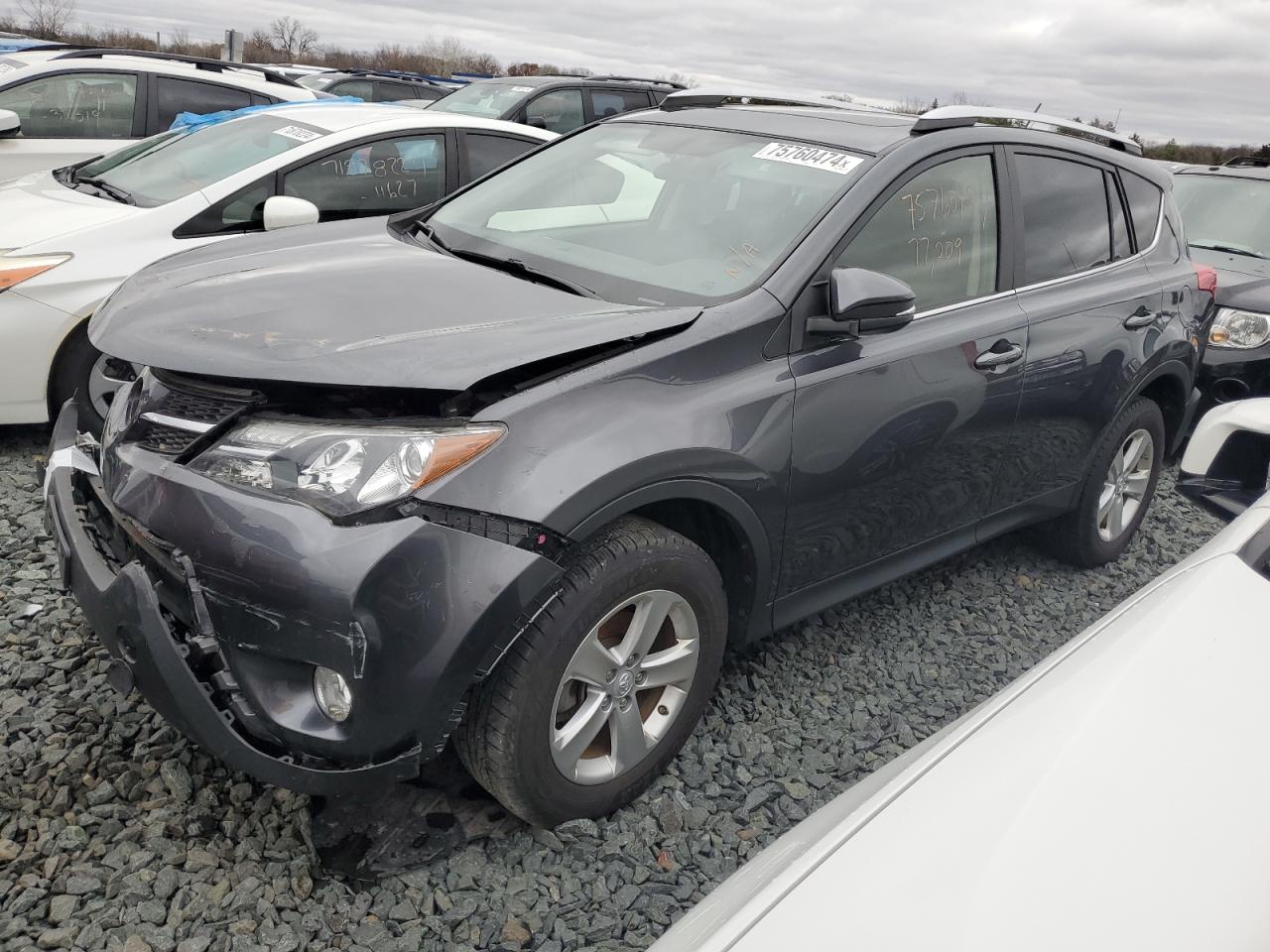 VIN JTMRFREV8DD002835 2013 TOYOTA RAV4 no.1