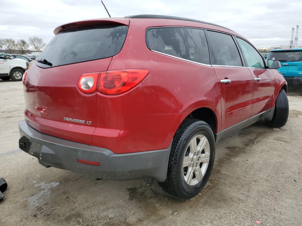 2012 Chevrolet Traverse - Image 3