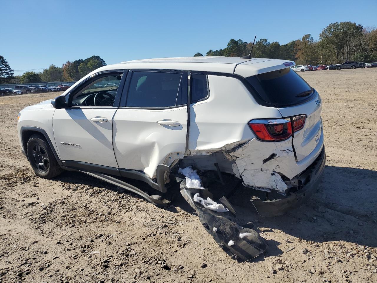 2019 Jeep Compass - Image 2