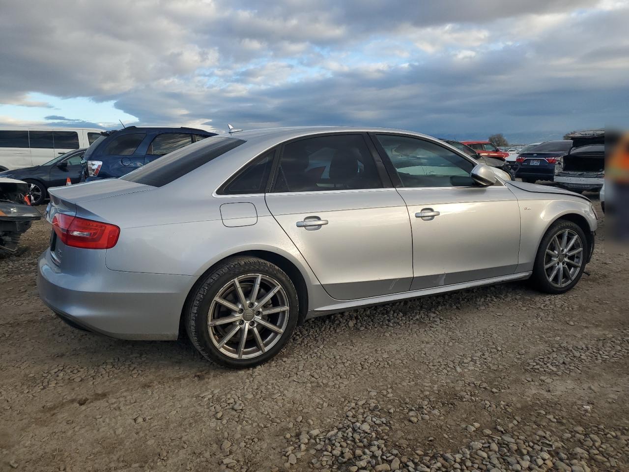 VIN WAUBFAFL9FN015913 2015 AUDI A4 no.3