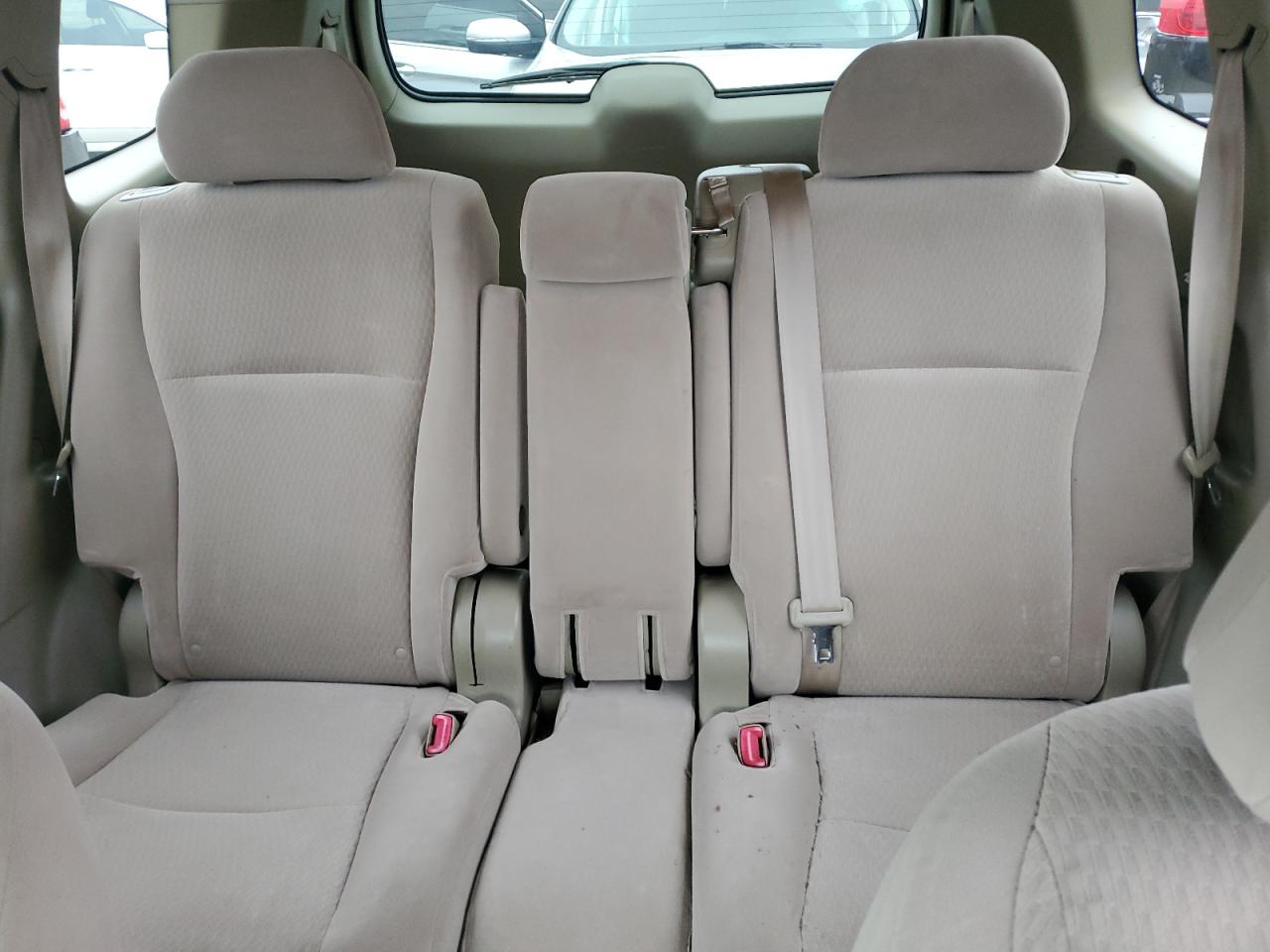 2009 Toyota Highlander - Image 10