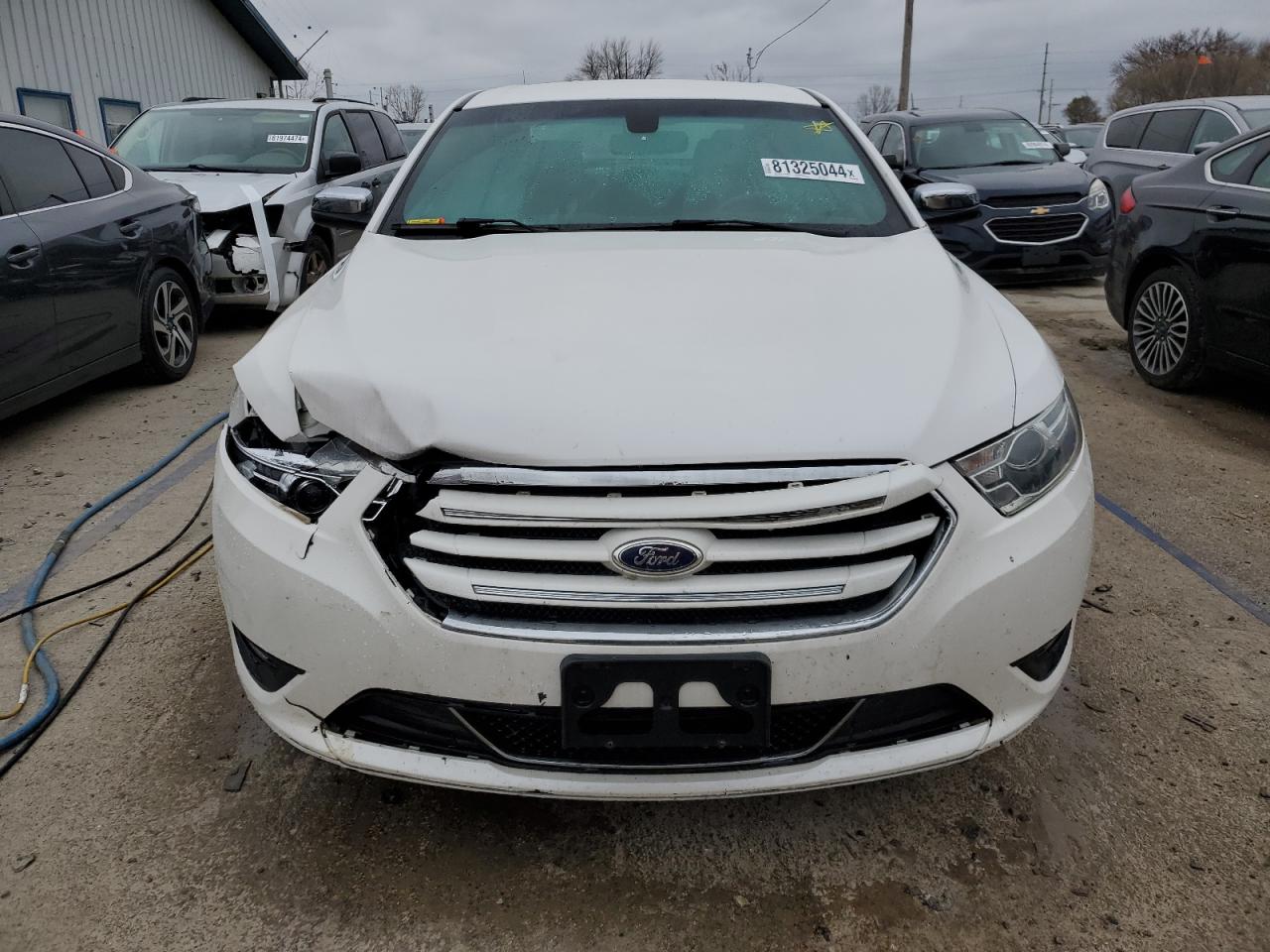 2014 Ford Taurus Limited VIN: 1FAHP2F8XEG180003 Lot: 81325044