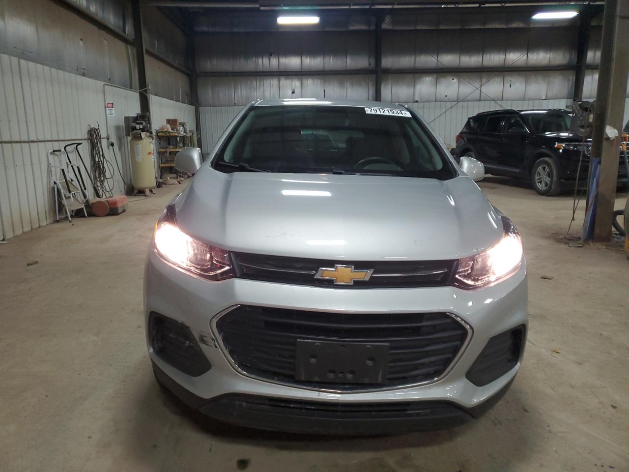 2022 Chevrolet Trax Ls VIN: KL7CJNSM9NB545713 Lot: 79121934