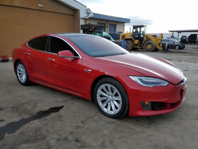  TESLA MODEL S 2017 Червоний