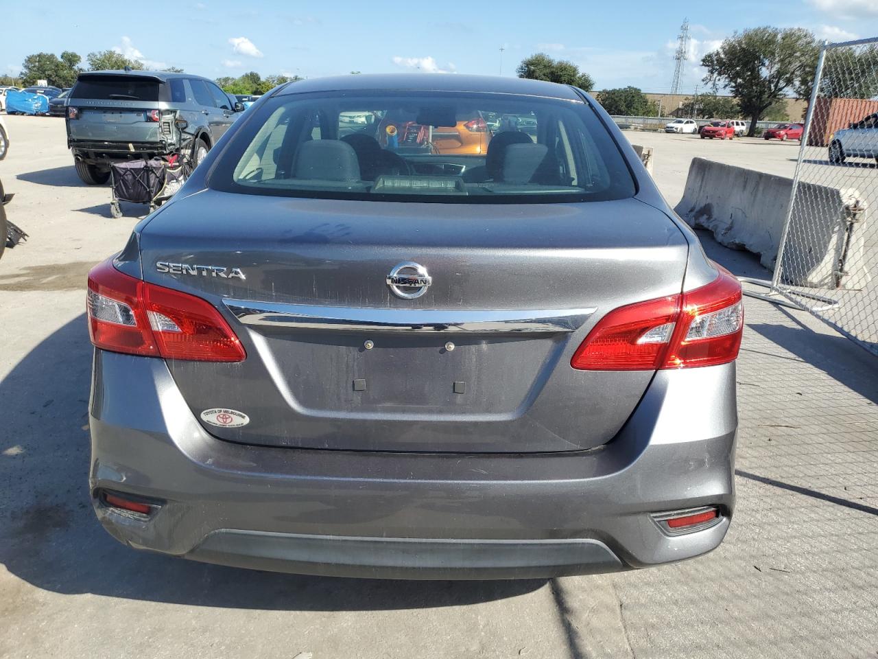 VIN 3N1AB7AP8HY331318 2017 NISSAN SENTRA no.6