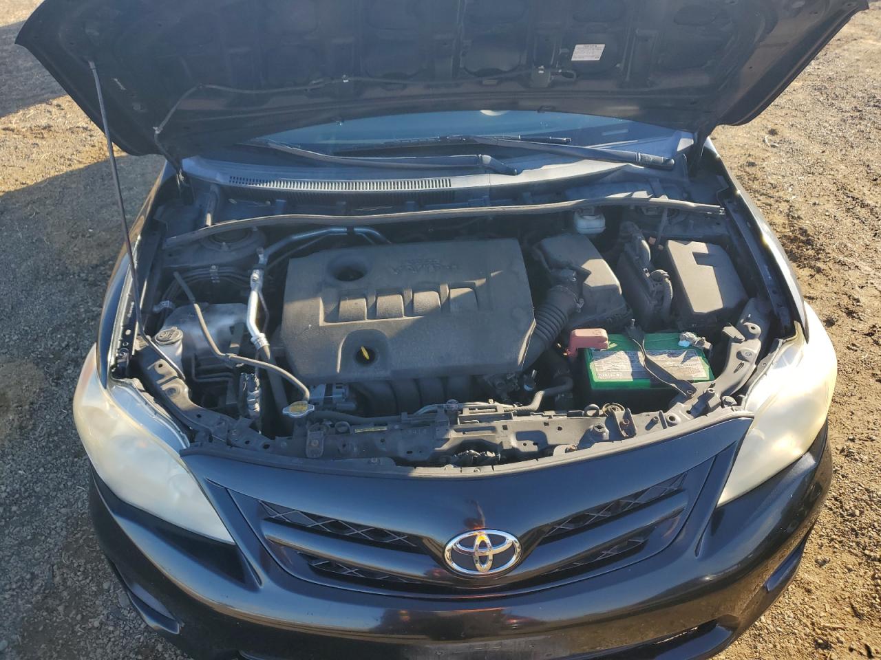 2011 Toyota Corolla - Image 12