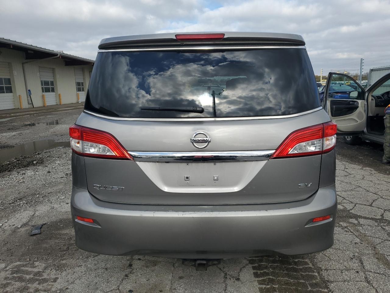 2011 Nissan Quest - Image 6