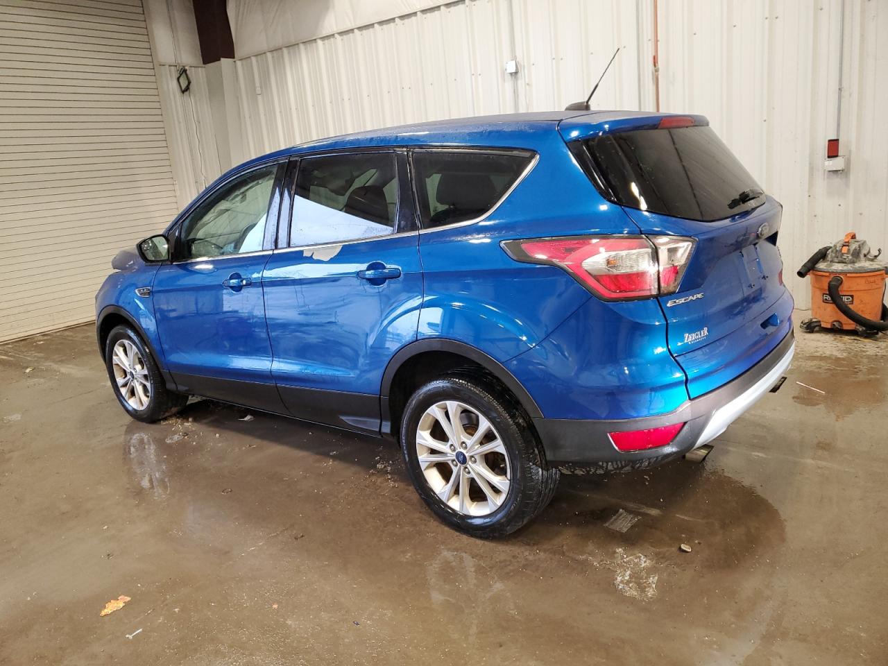 2017 Ford Escape - Image 2