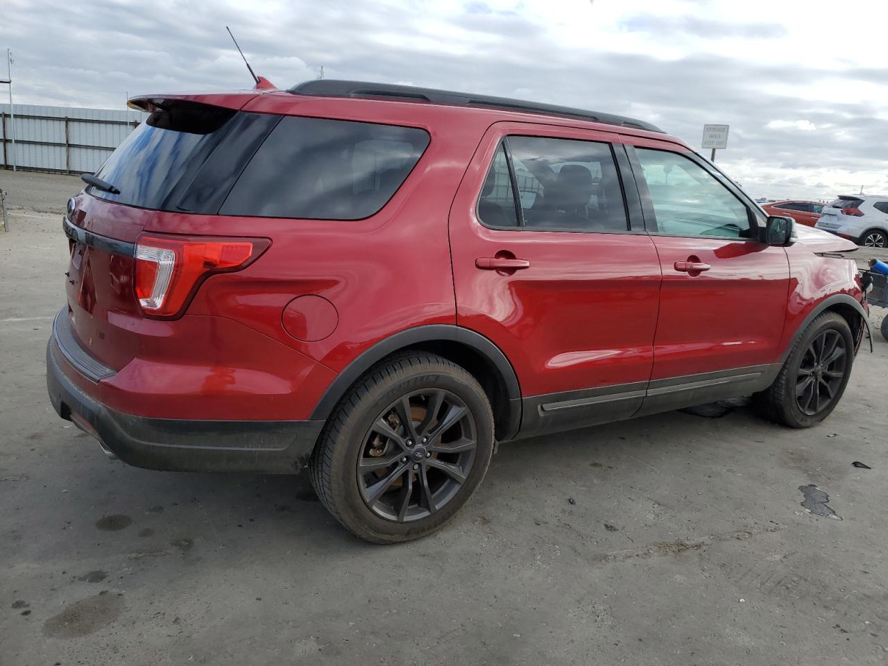 2018 Ford Explorer - Image 3