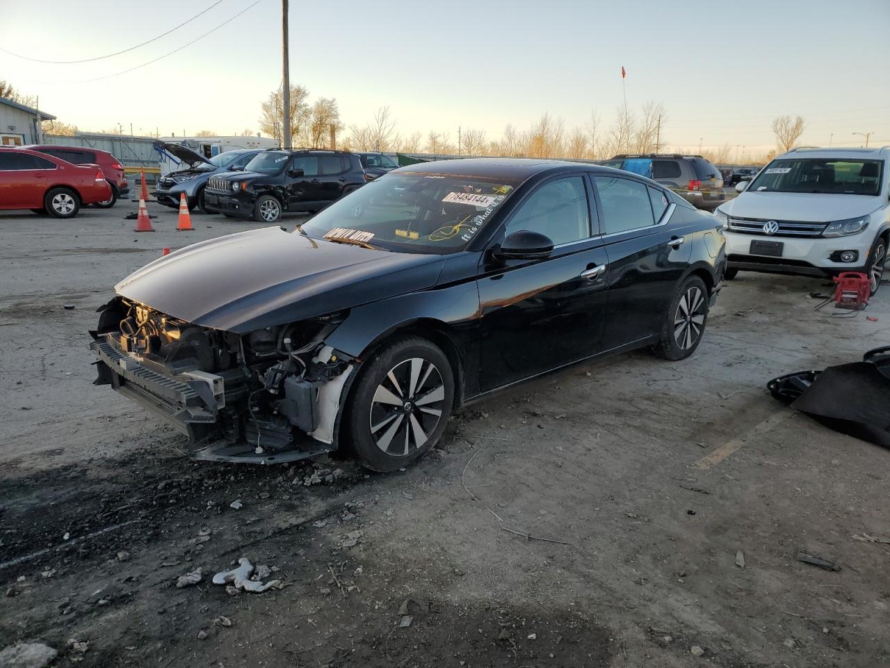 2020 Nissan Altima - Image 1