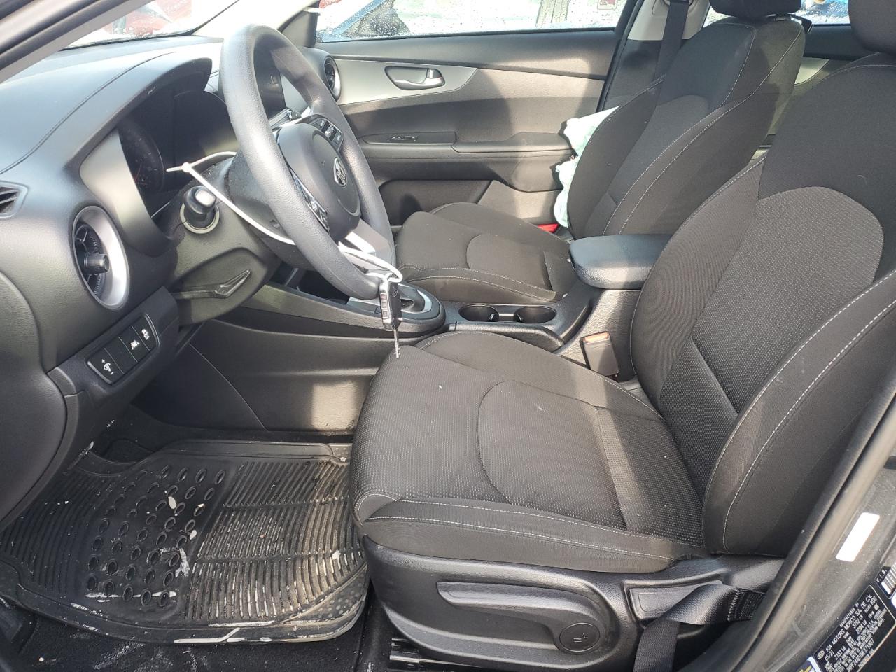 2021 Kia Forte - Image 7