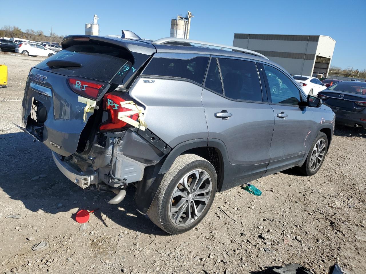 2021 GMC Terrain - Image 3