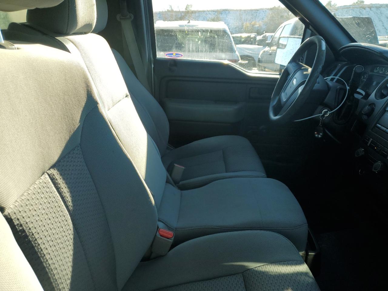 2011 Ford F-150 - Image 10