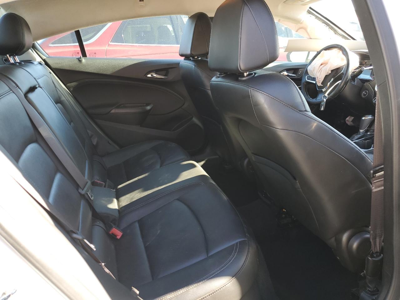 2017 Chevrolet Cruze - Image 10
