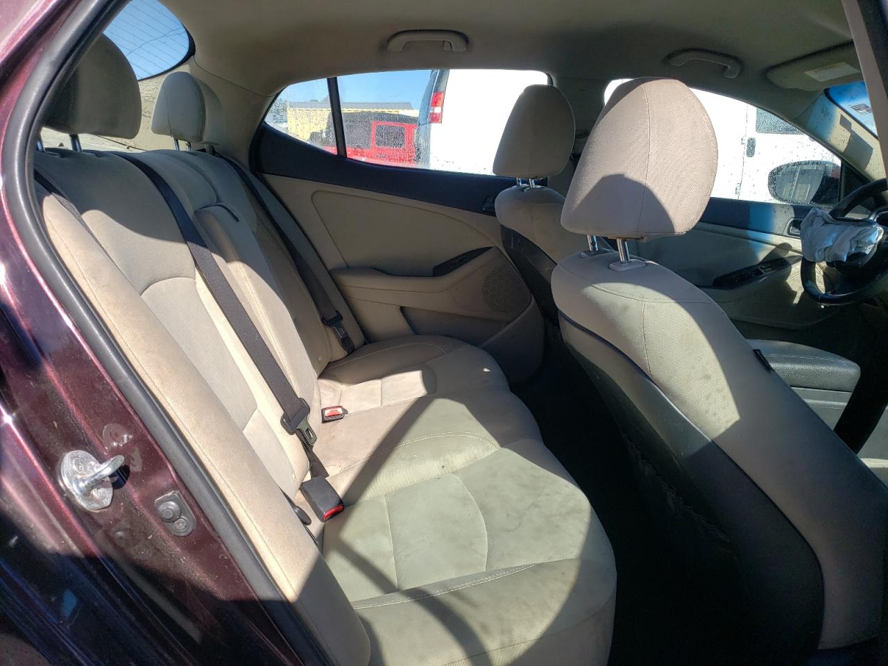 2014 Kia Optima - Image 10