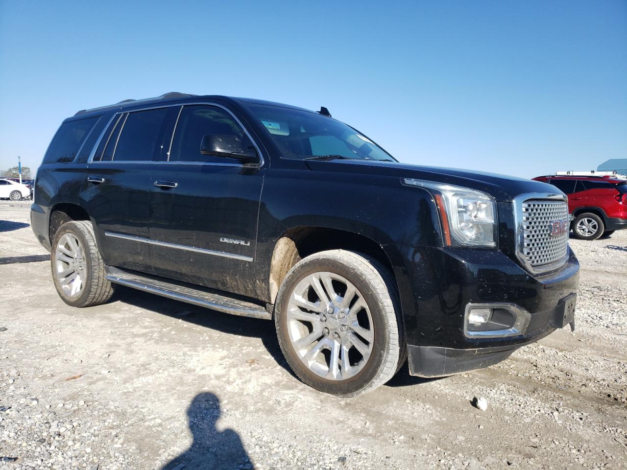 2017 GMC Yukon - Image 4