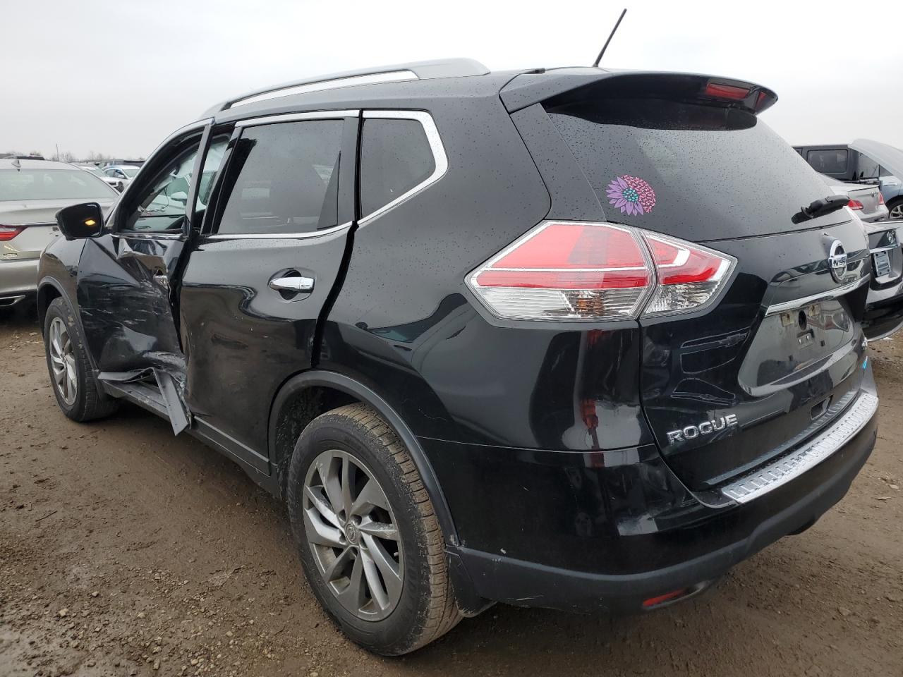 2014 Nissan Rogue - Image 2