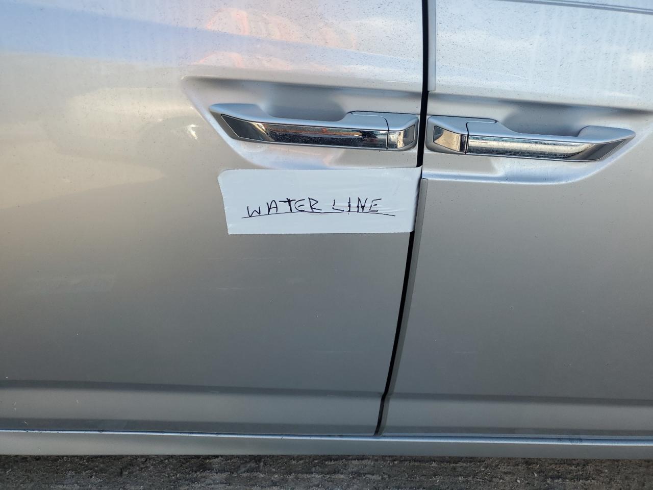 2012 Honda Odyssey - Image 12