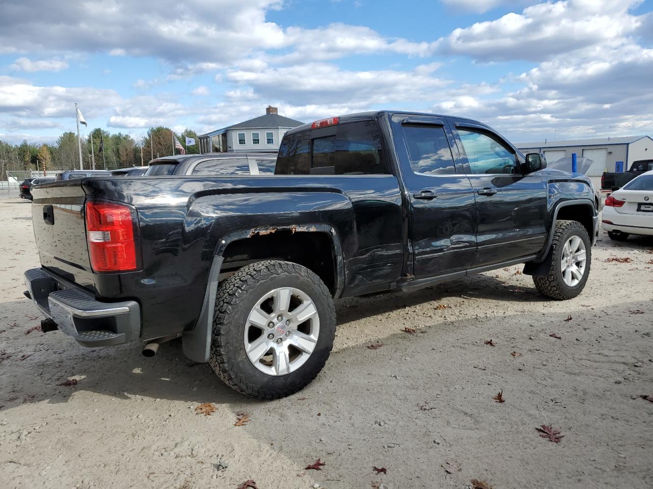 2016 GMC Sierra - Image 3