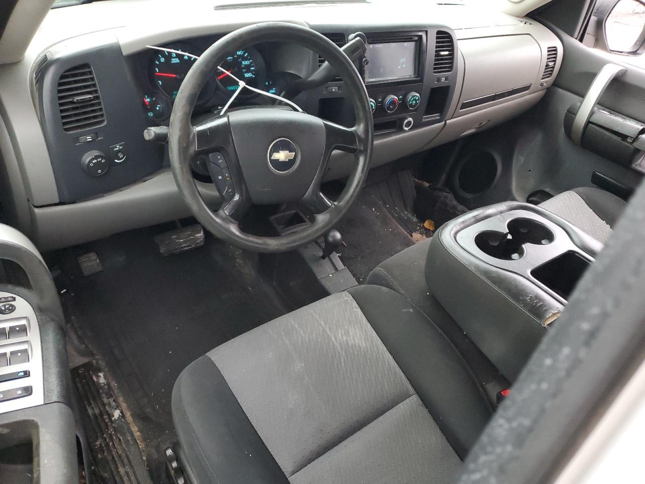 2008 Chevrolet Silverado - Image 8