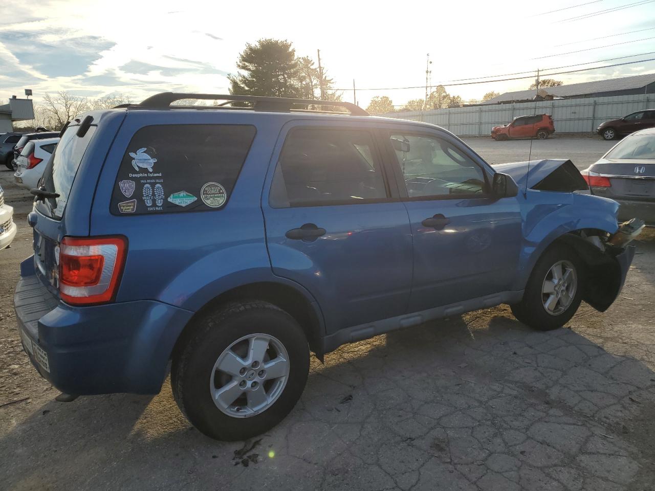 2010 Ford Escape - Image 3