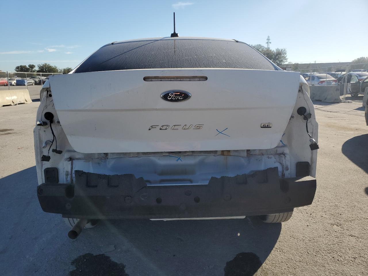 2010 Ford Focus - Image 6