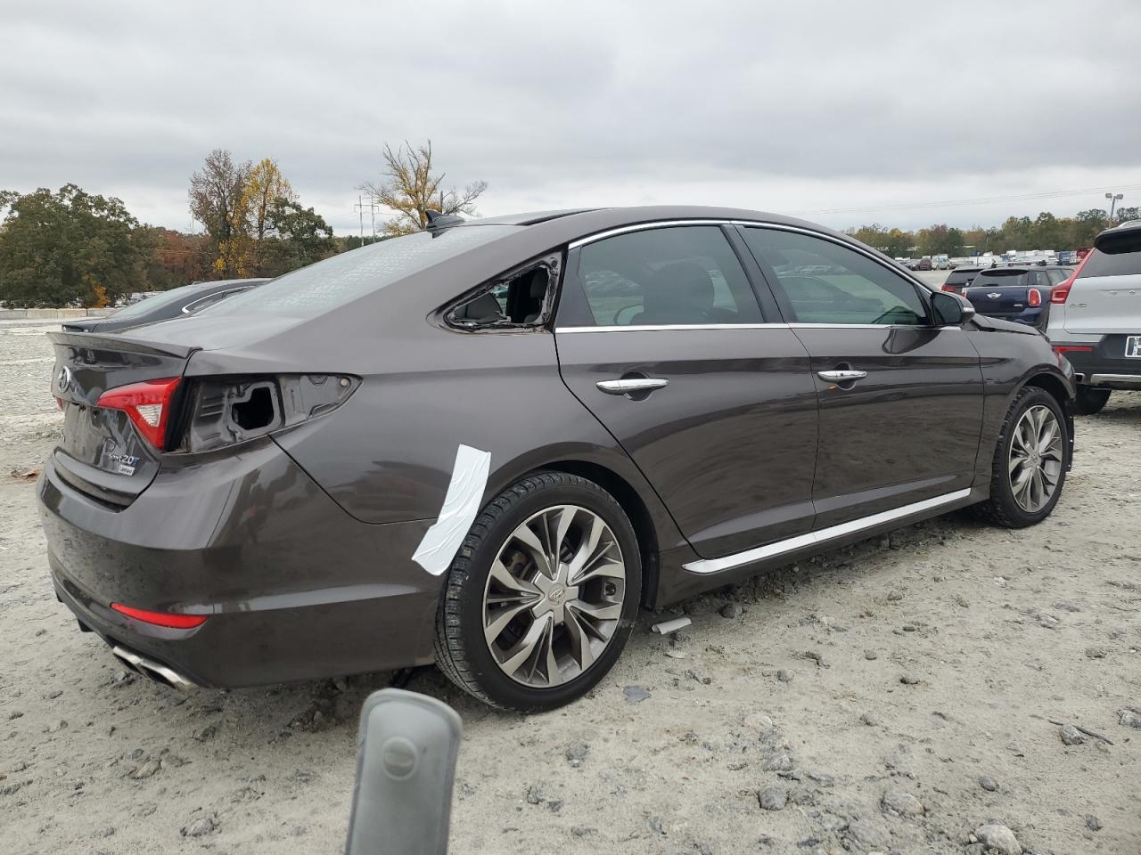 2015 Hyundai Sonata - Image 3