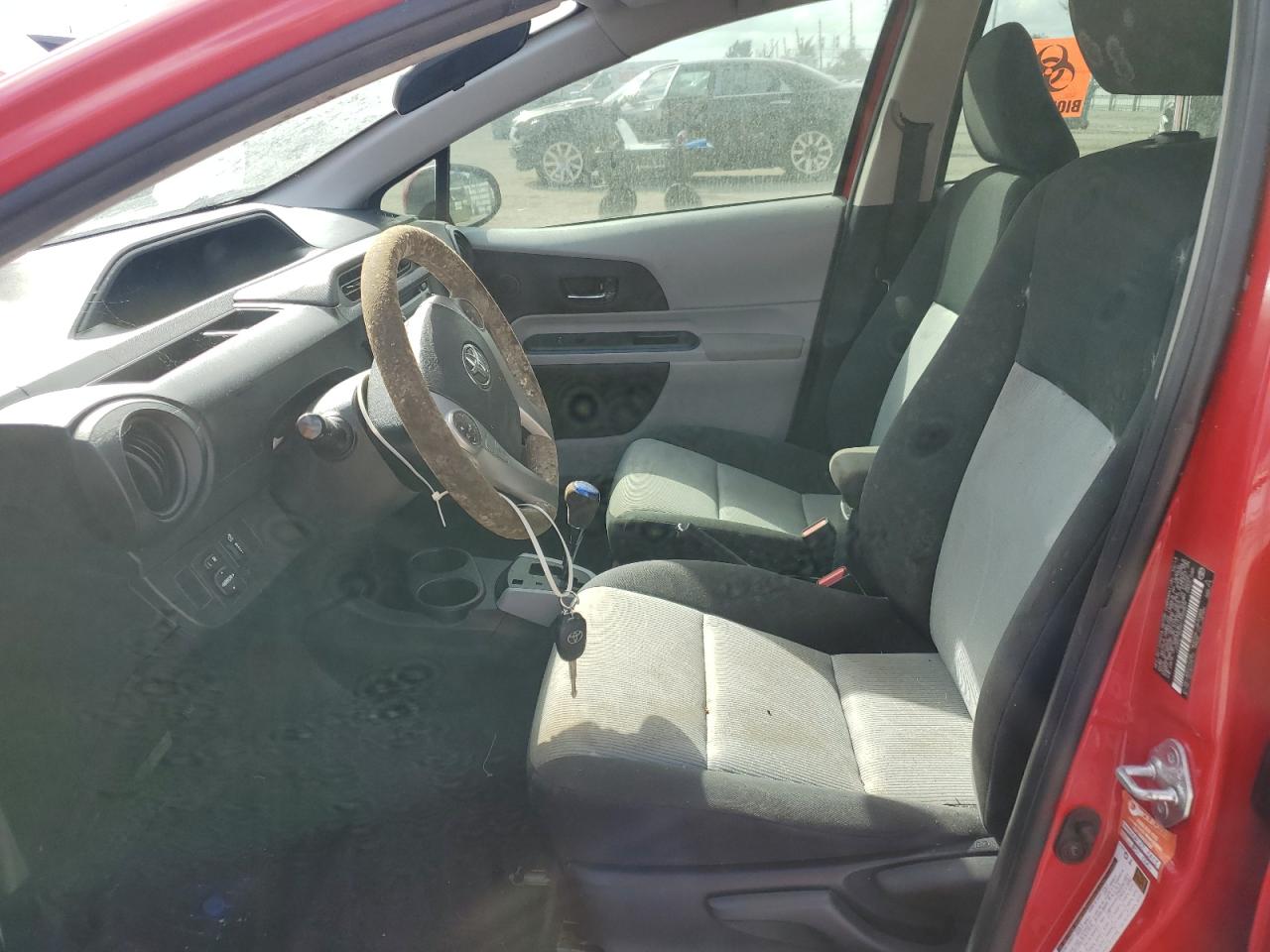 2013 Toyota Prius - Image 7