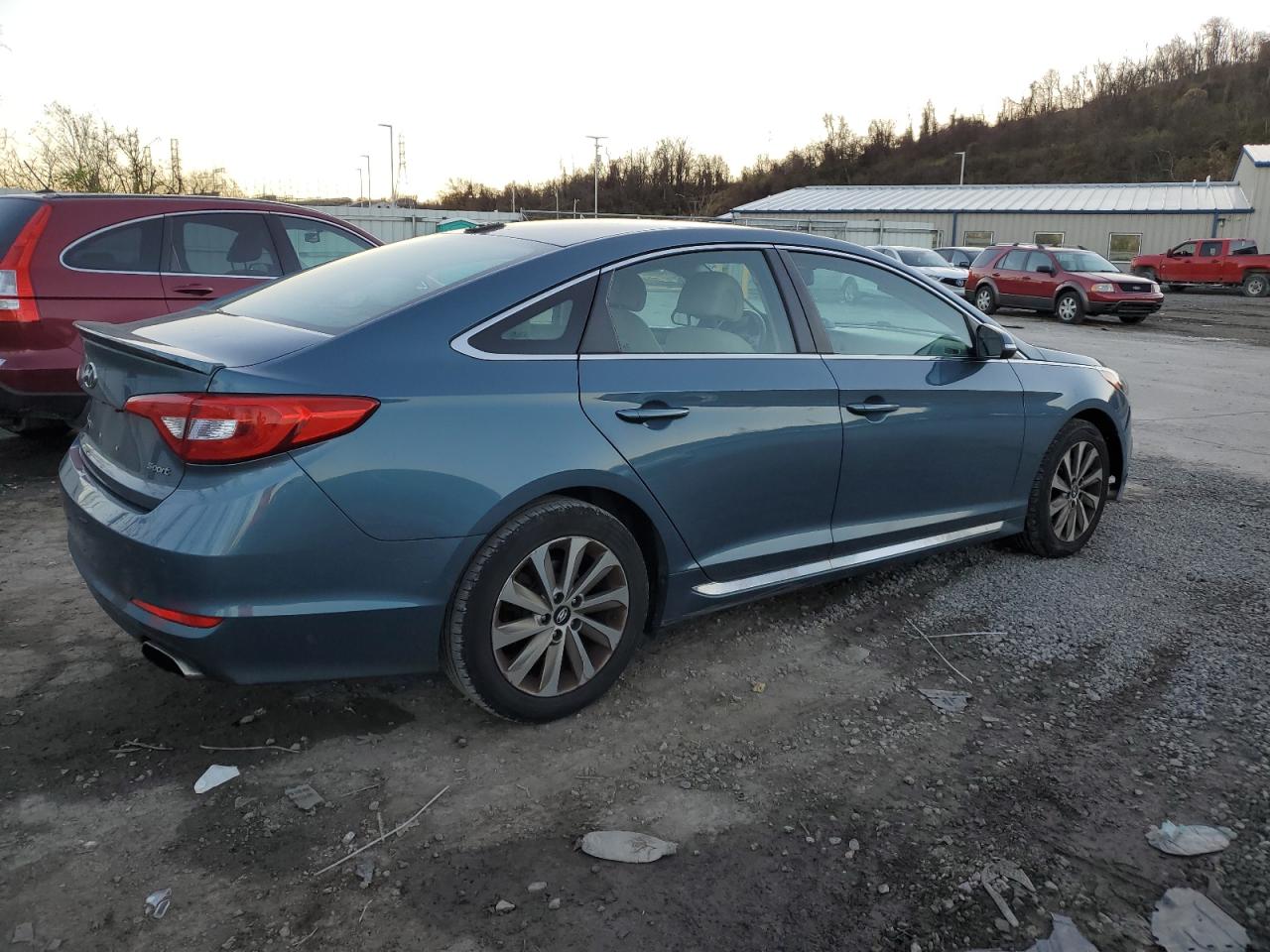 2015 Hyundai Sonata - Image 3