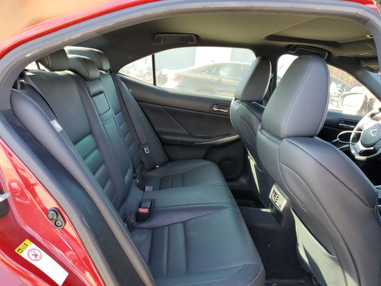 2014 Lexus IS - Image 10