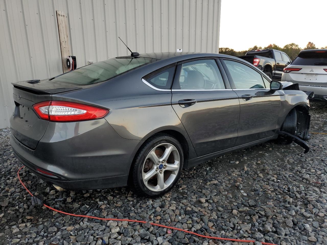 VIN 3FA6P0G75GR120918 2016 FORD FUSION no.3