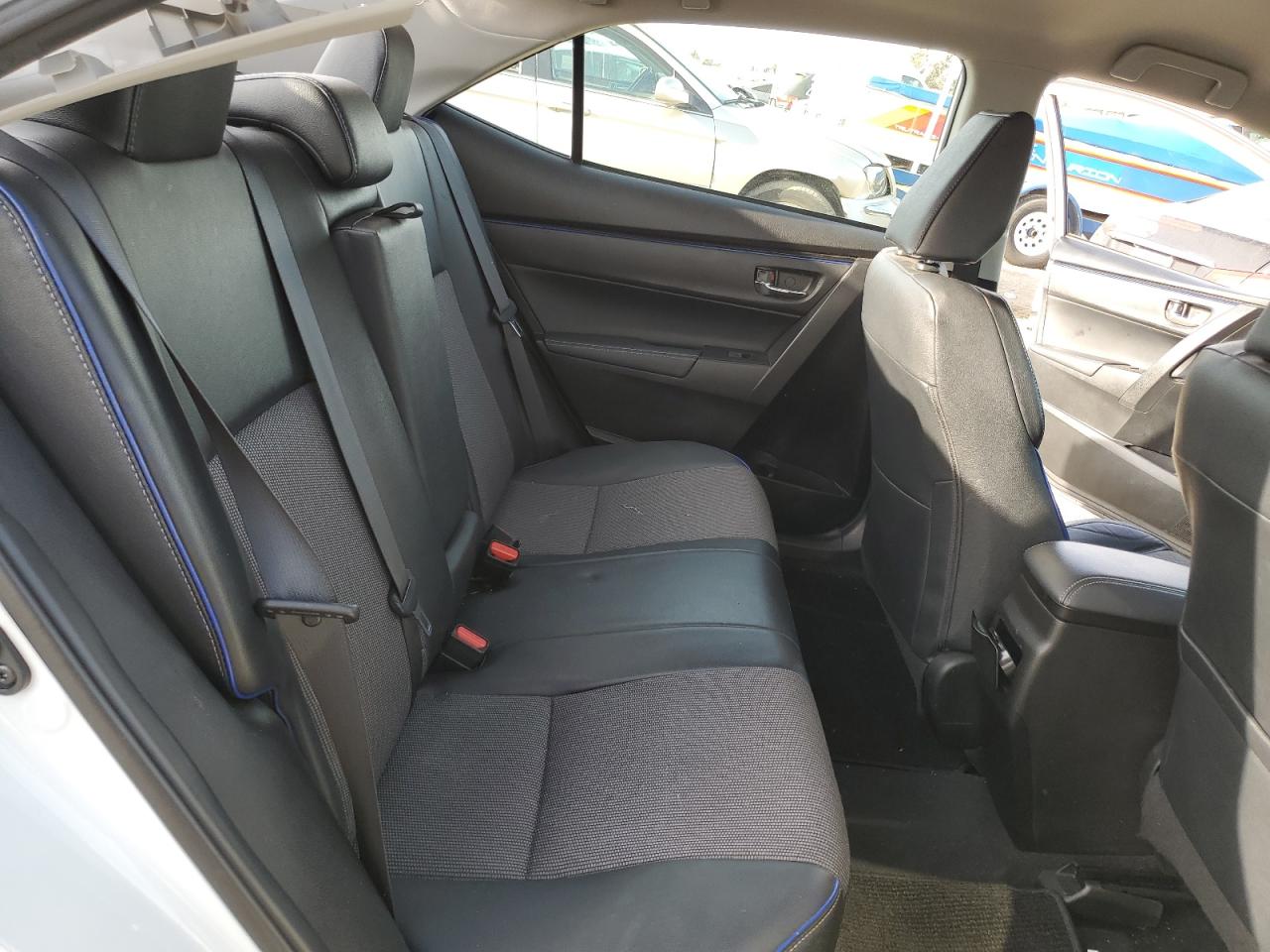 2017 Toyota Corolla - Image 10